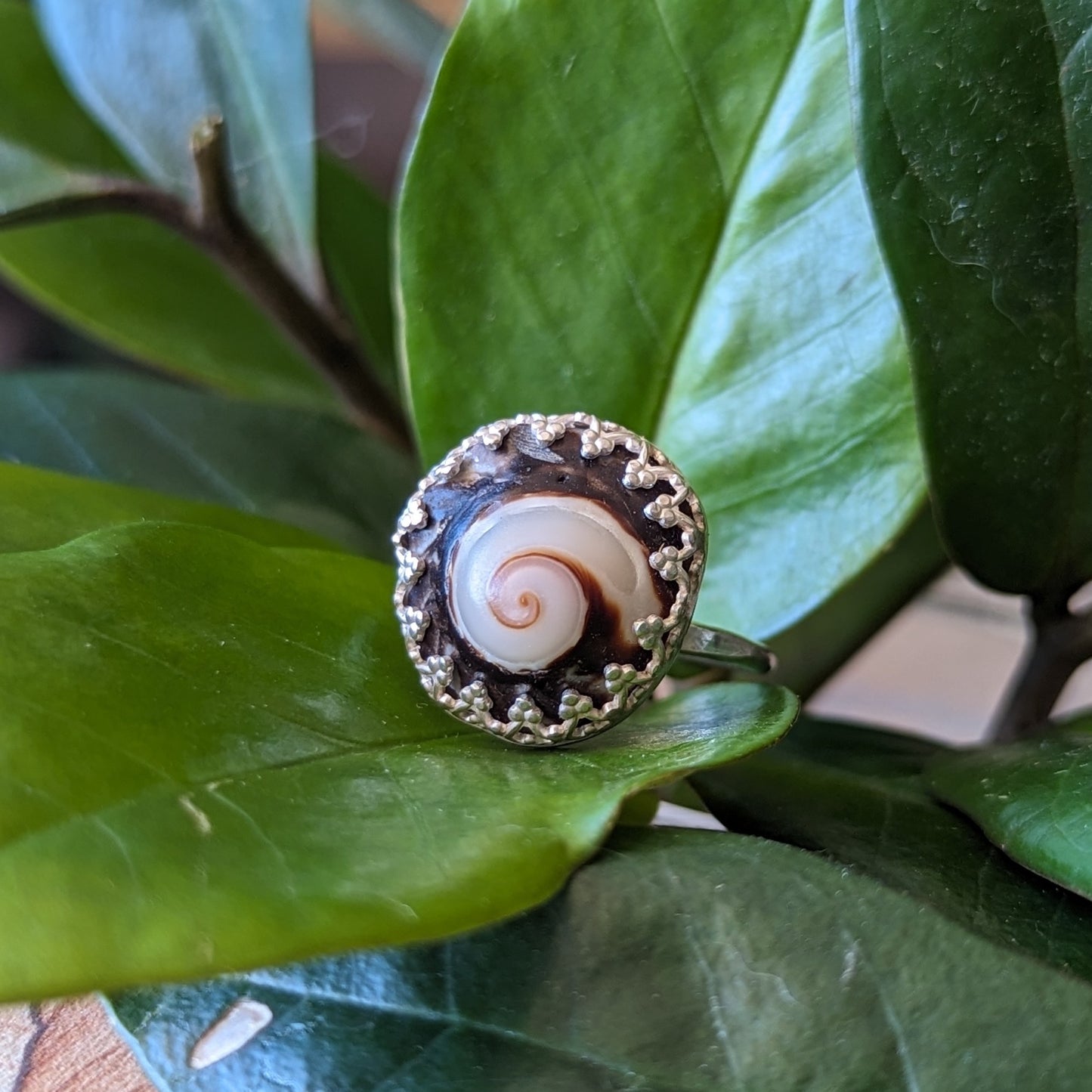Swirl Fragment Ring