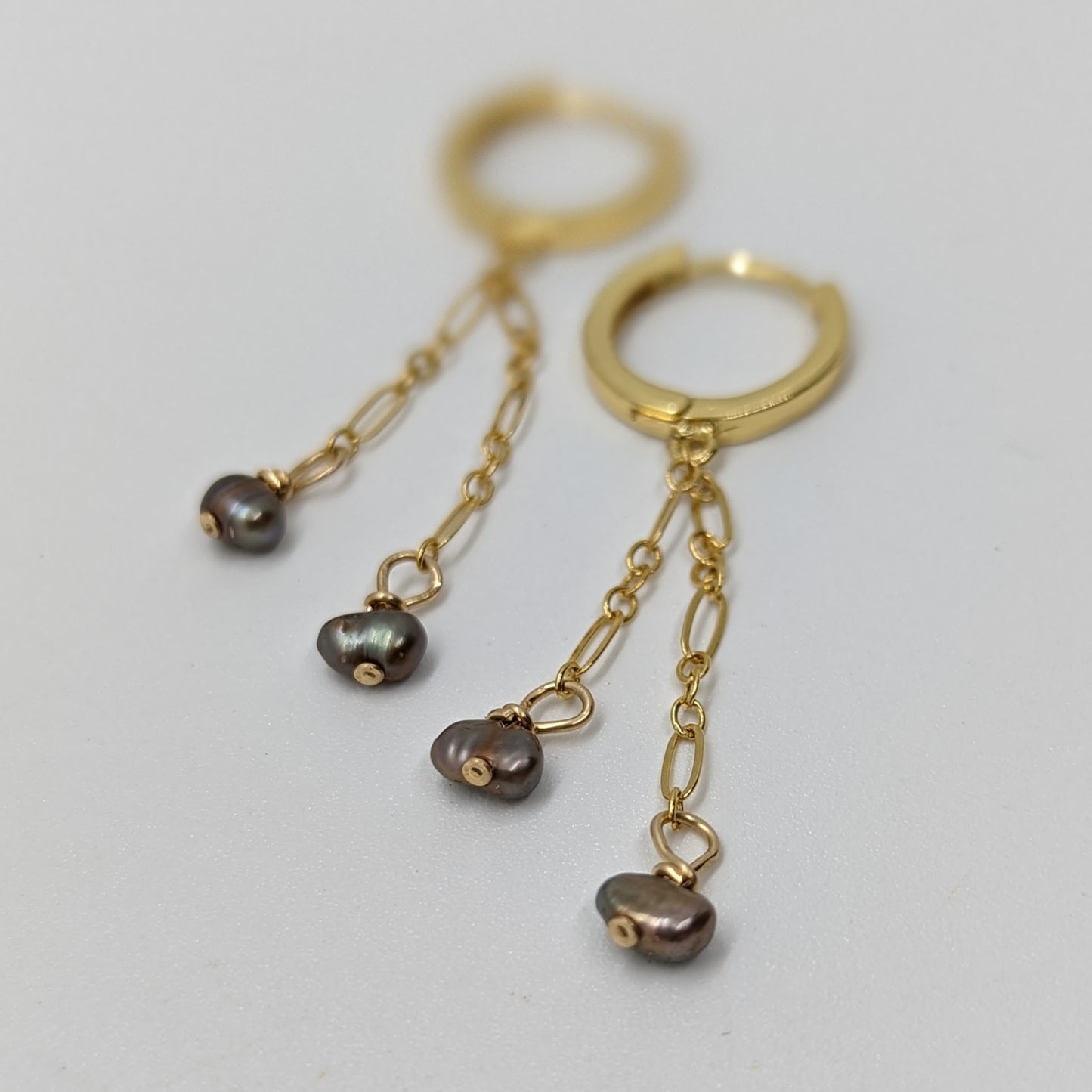 Mauve Freshwater Pearl Huggies