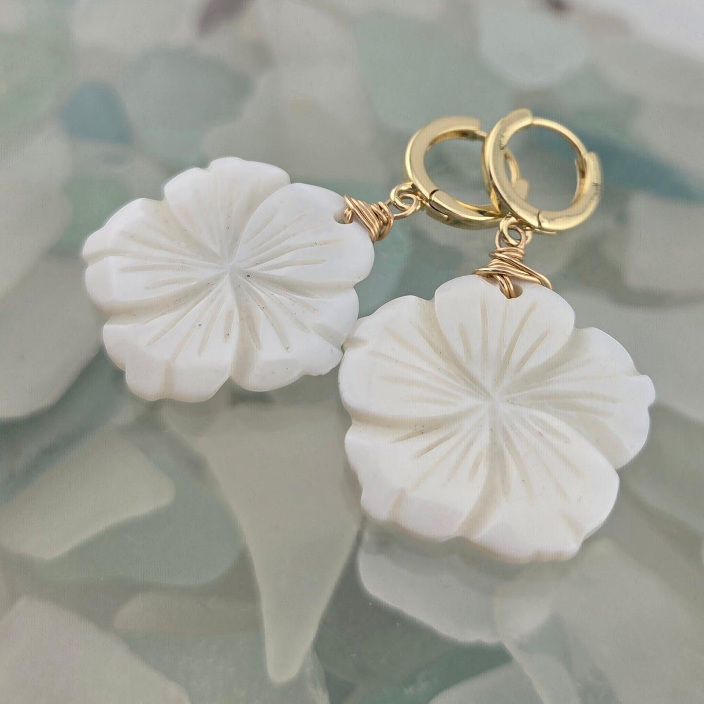 Hibiscus Flower Earrings - Medium