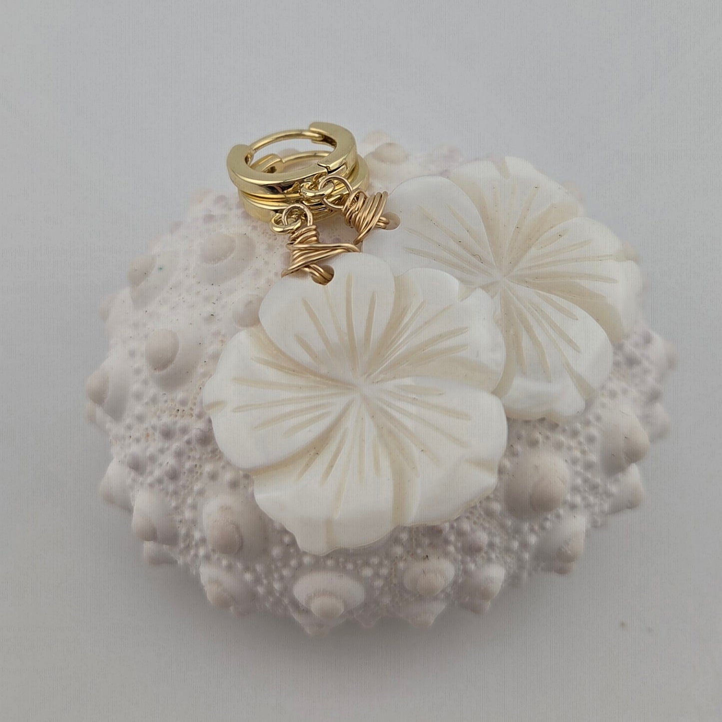 Hibiscus Flower Earrings - Medium