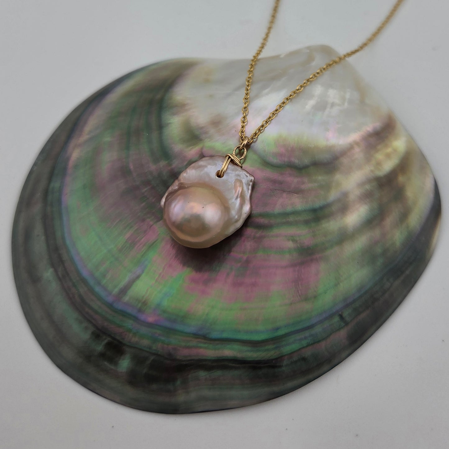 Flameball Pearl Necklace